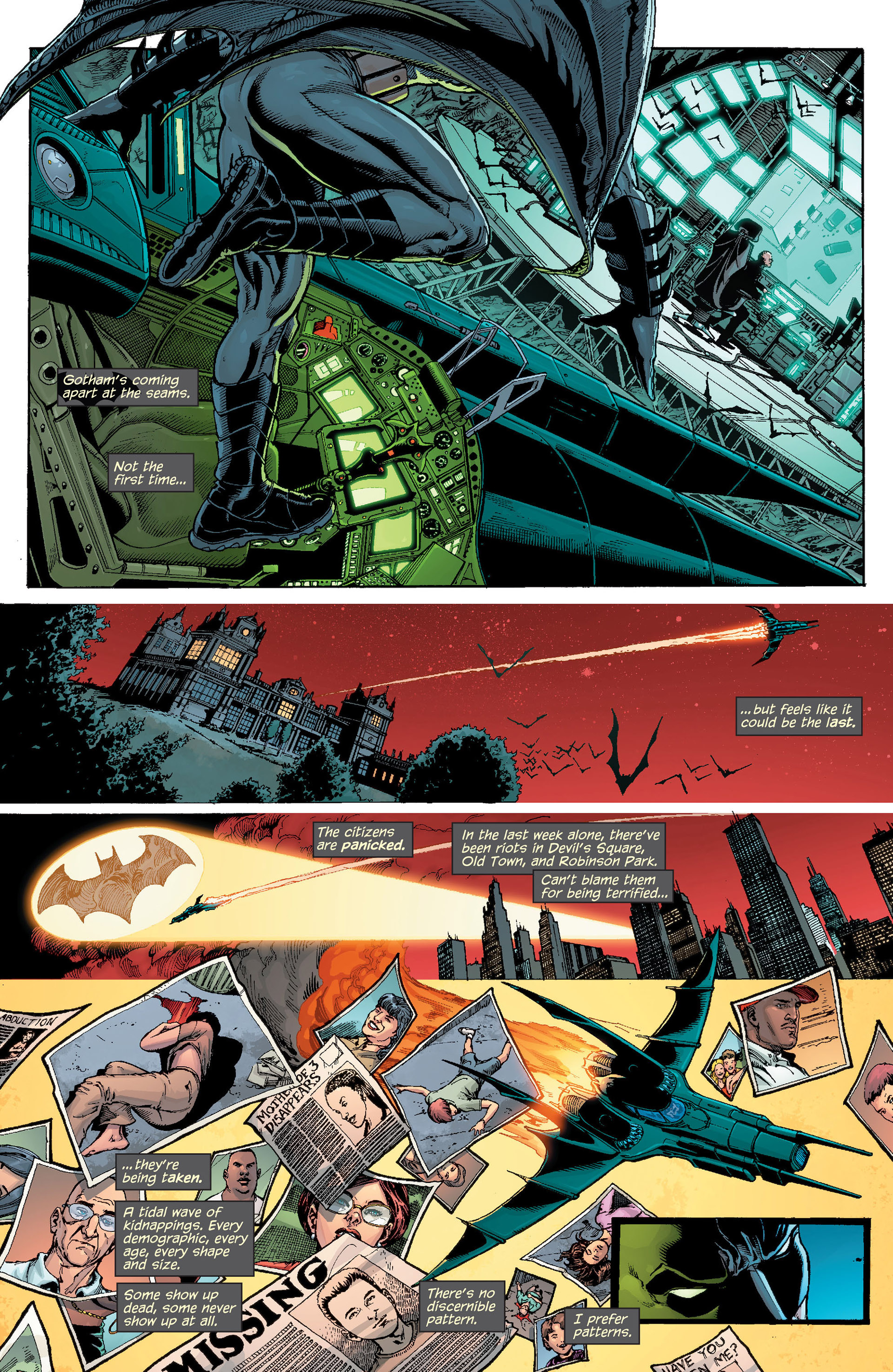 Batman: The Dark Knight [II] (2011) Issue #16 - Page 3
